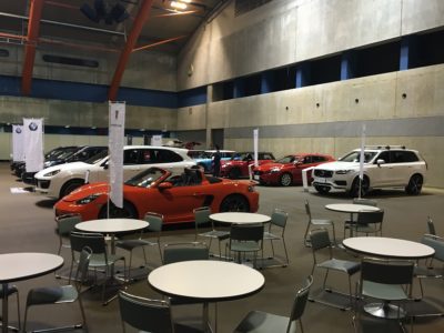 インポートカーフェア