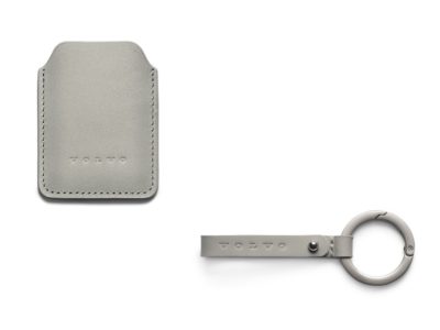 VOLVOレザー小物新商品